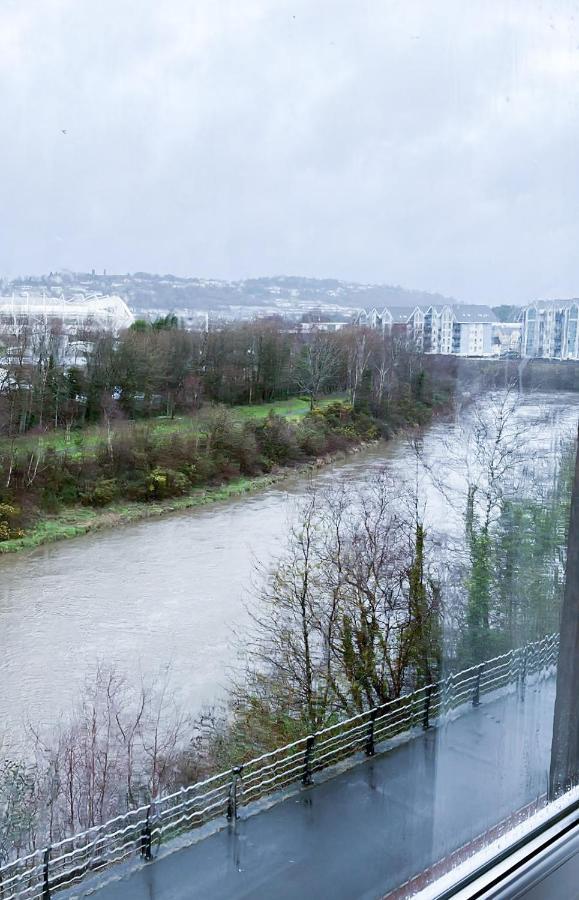 Riverside Apartment Swansea Luaran gambar